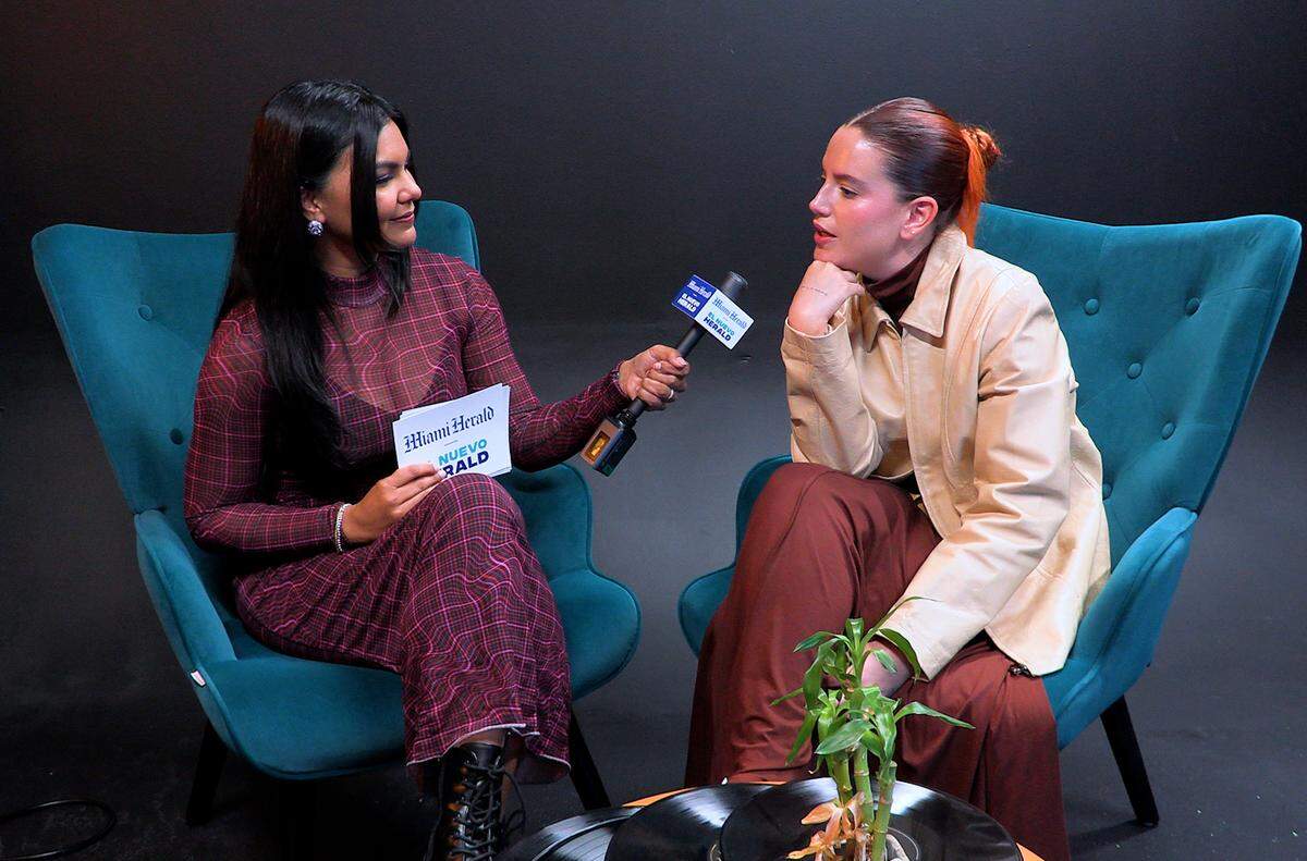 Entrevista con Nicole Zignago desde las oficinas de WK Records en Brickell el 22 de octubre de 2025.