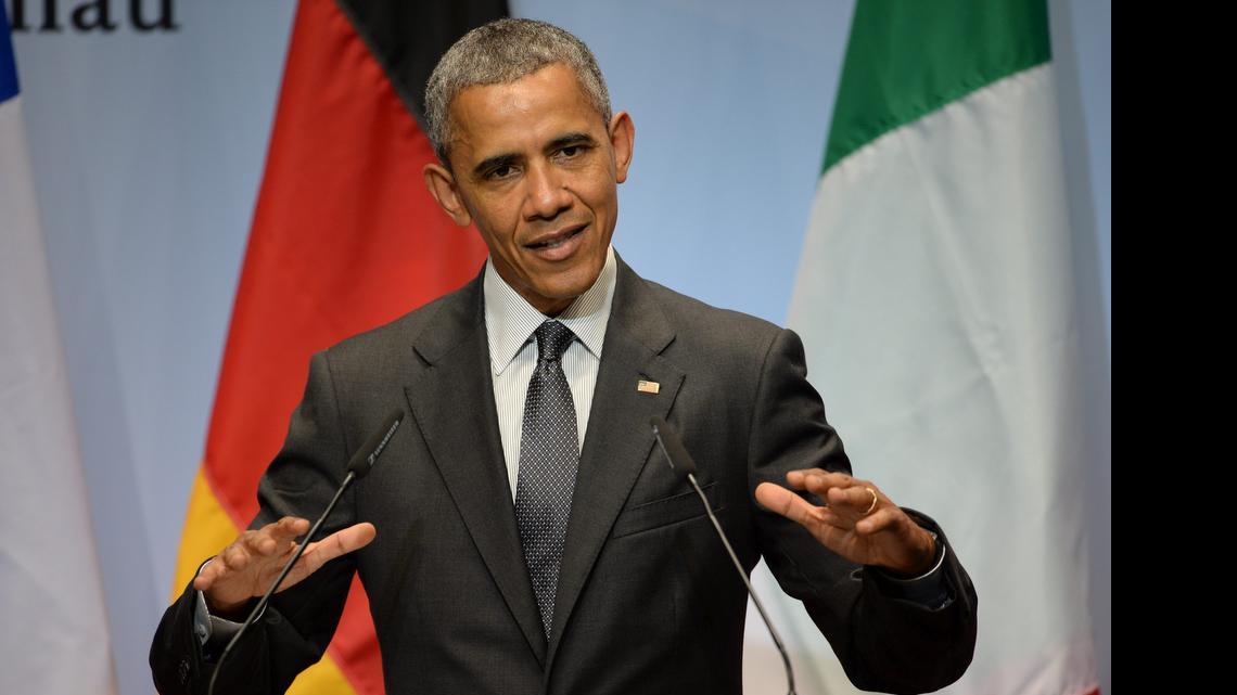 
El presidente estadounidense Barack Obama durante una rueda de prensa tras una reunión celebrada en la segunda y última jornada de la Cumbre del G7, en el Castillo de Elmau (Alemania), hoy, lunes 8 de junio de 2015. 

