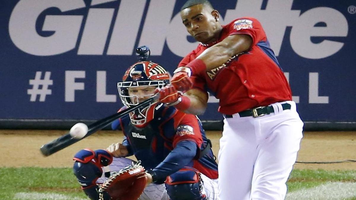Yoenis Céspedes cuando ganó el Derby de Jonrones y jugaba con los Atléticos de Oakland, en acción el 14 de julio del 2014, en Minneapolis.