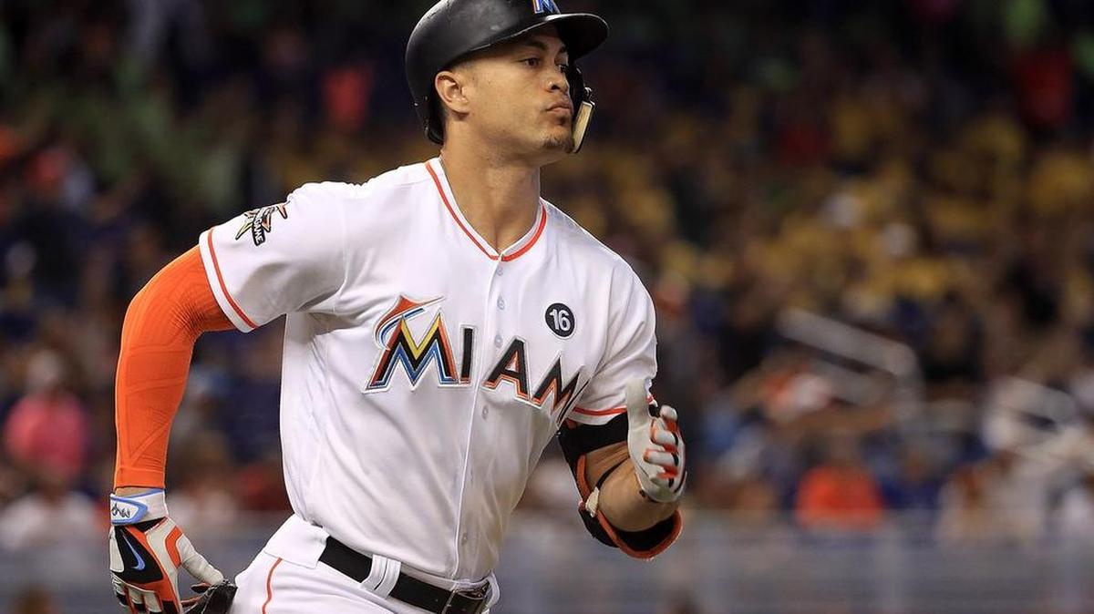 GIANCARLO STANTON acaba de recibir el premio de Jugador de la Semana.