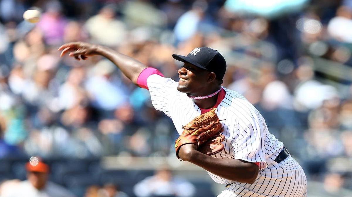 
El derecho dominicano Michael Pineda igualó a David Cone y David Wells con la segunda mayor cantidad de ponches en un juego por un lanzador de los Yankees, el domingo.

