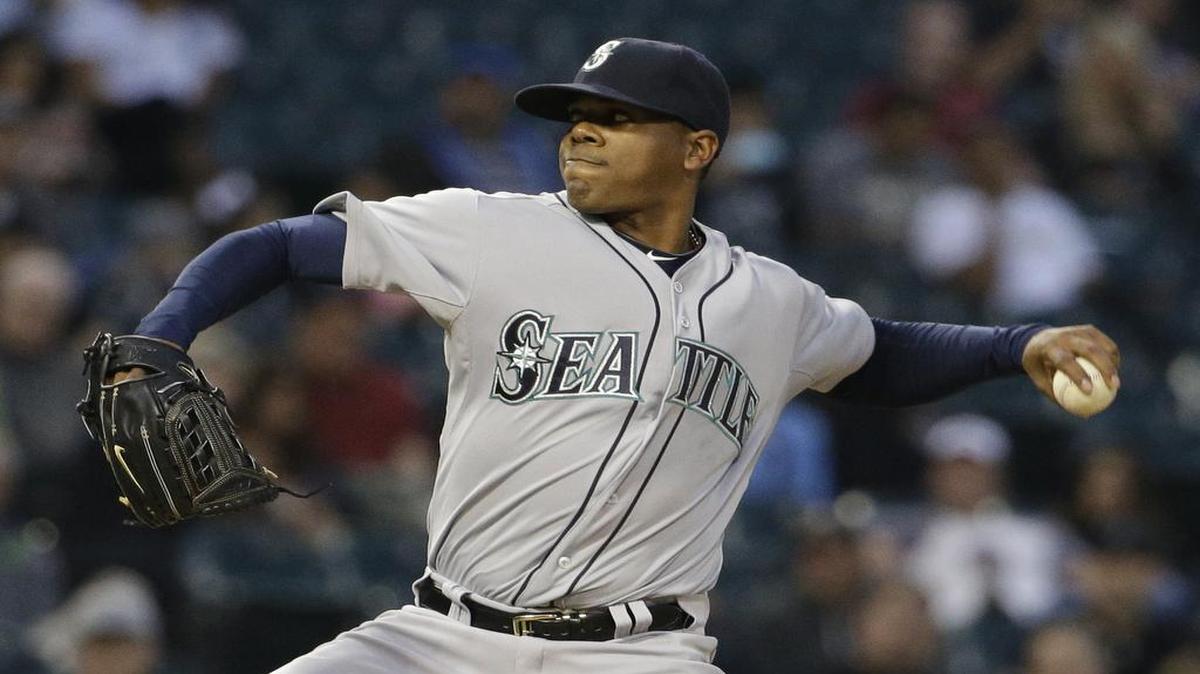 El zurdo cubano Roenis Elías terminó con marca de 5-8, con un promedio de limpias de 4.14 en 20 aperturas y dos apariciones como relevista con Seattle en el 2015.