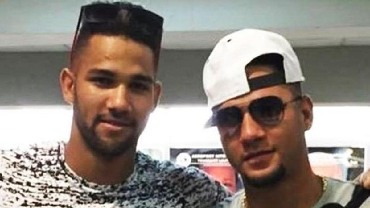 LOS HERMANOS Yulieski y Lourdes Gourriel Jr. cuando llegaron a Miami