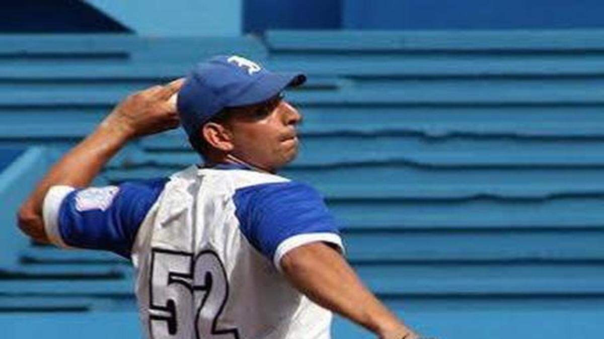 
EL LANZADOR de Industriales Pável Pino López fue un puntal de los equipos de la capital cubana.
