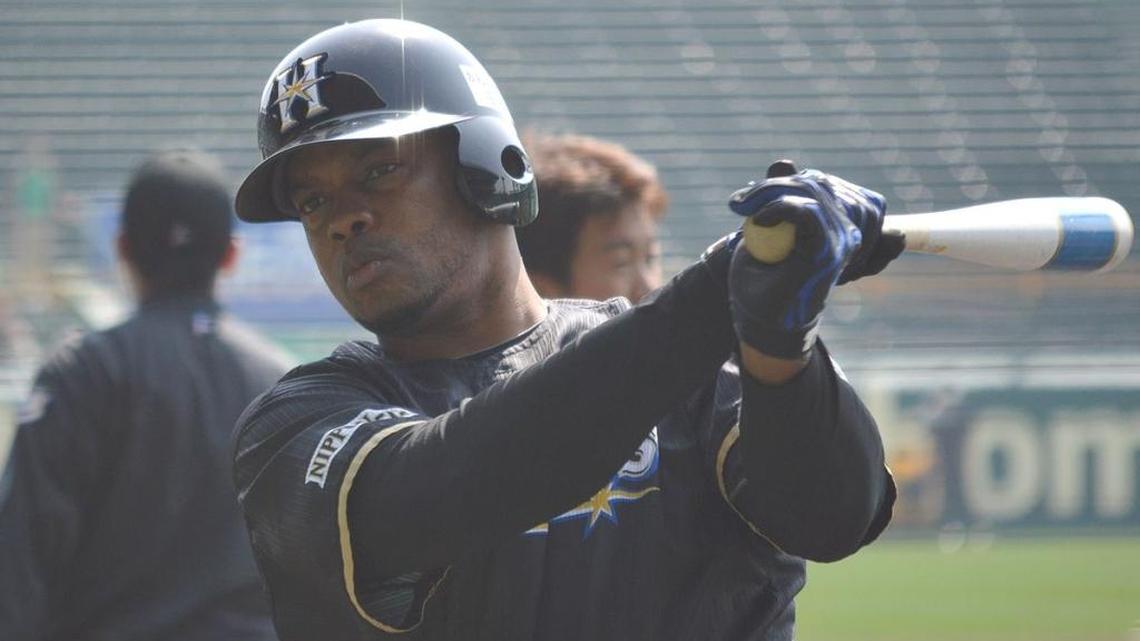 MICHEL ABREU cuando jugaba para los Nippon Ham Fighters.