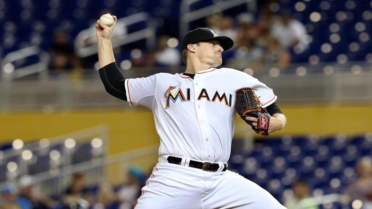 
Tom Koehler lanzó ocho entradas y permitió dos carreras a los Cerveceros, el 9 de septiembre del 2015 en Miami.
