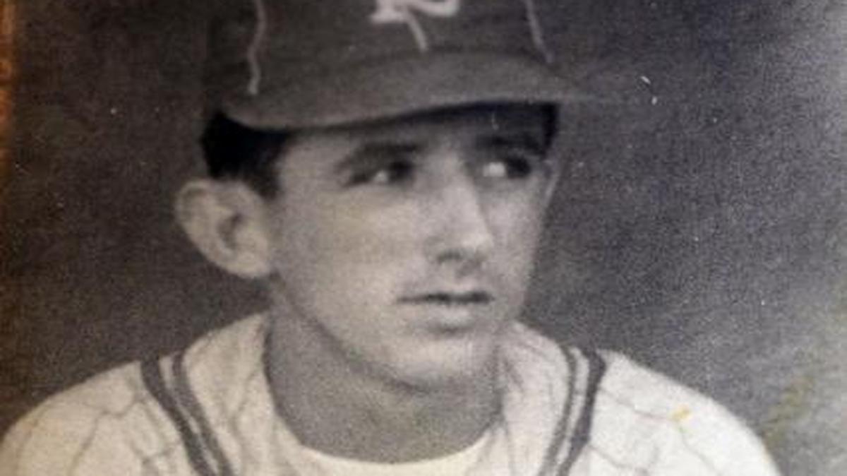 
MANOLO HURTADO con Regla. El derecho fue uno de los mejores lanzadores de su generación en Cuba.
