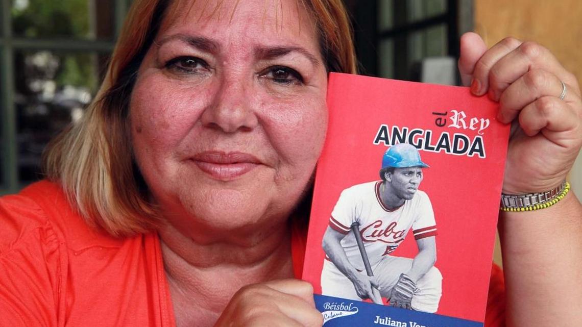 JULIANA VENERO Bon, autora del libro sobre el conocido pelotero Rey Vicente Anglada, fotografiada el jueves, 18 de agosto del 2016.
