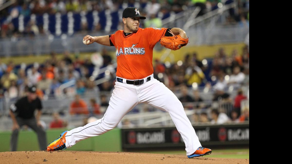 
JOSÉ FERNÁNDEZ lanza durante la primera entrada del juego contra los Gigantes de San Francisco este 2 de julio.
