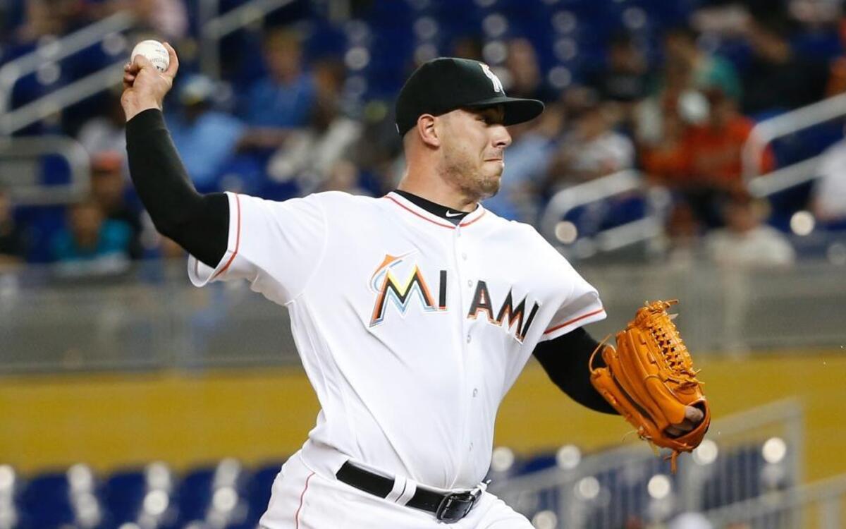 El lanzador de los Marlins José Fernández permitió solo una carrera ante los Gigantes en el juego del lunes en Miami.