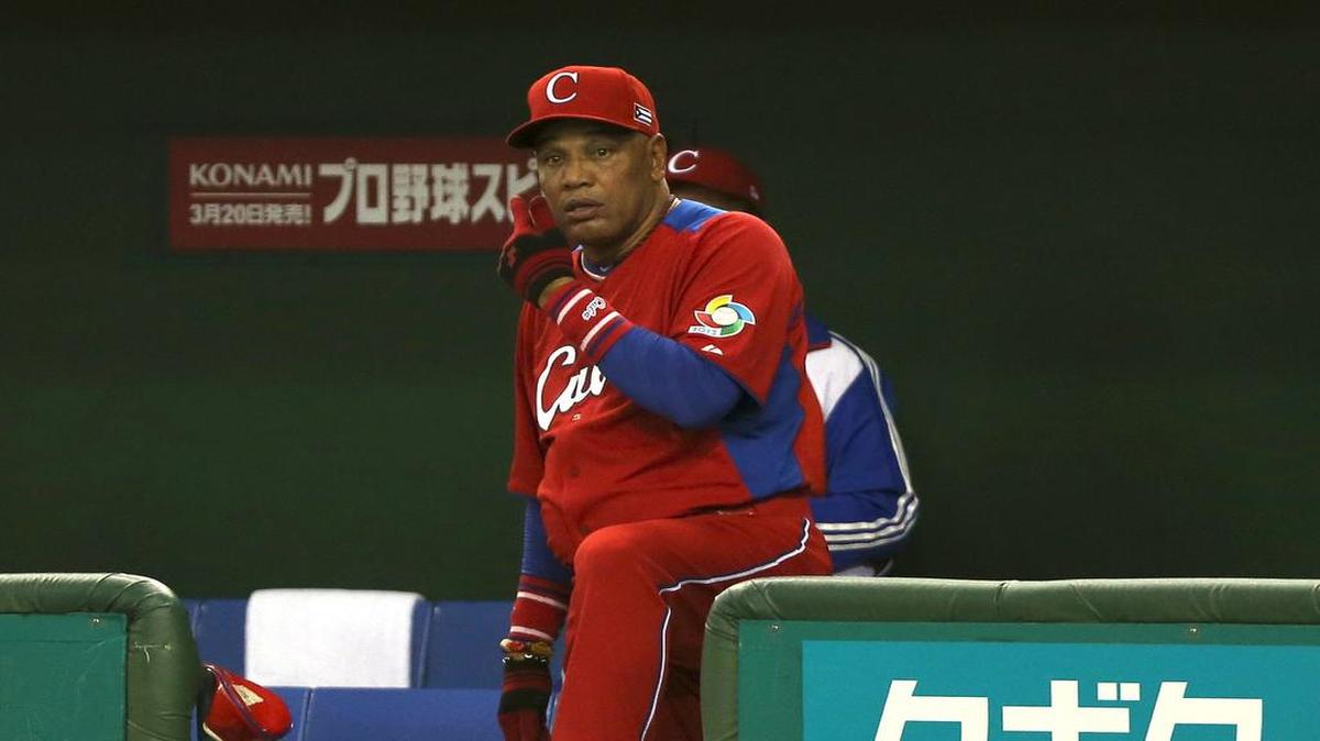 VICTOR MESA durante un evento internacional el 11 de mayo del 2013 al frente del equipo nacional cubano.
