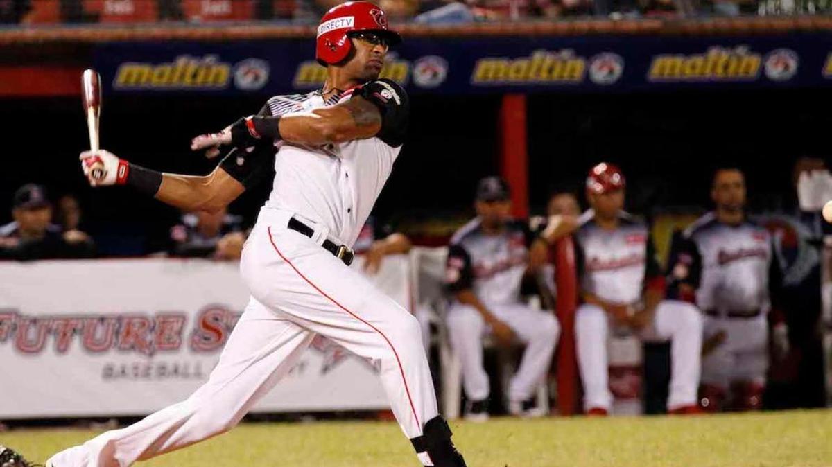 HENRY URRUTIA ha sido un puntal con los Cardenales de Lara en la temporada invernal.