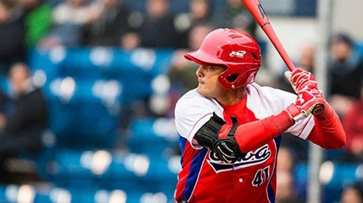 LAZARO RAMIREZ, jugador de Villa Clara, abandona el equipo cubano en la liga Can-Am.