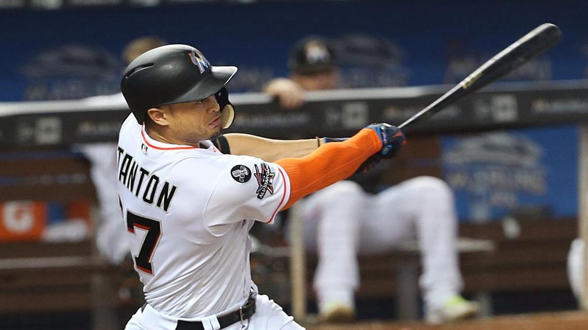 Giancarlo Stanton terminó la semana con un elevado promedio de .349 (8 hits en 23 turnos), con tres jonrones y la friolera de 13 carreras impulsadas.