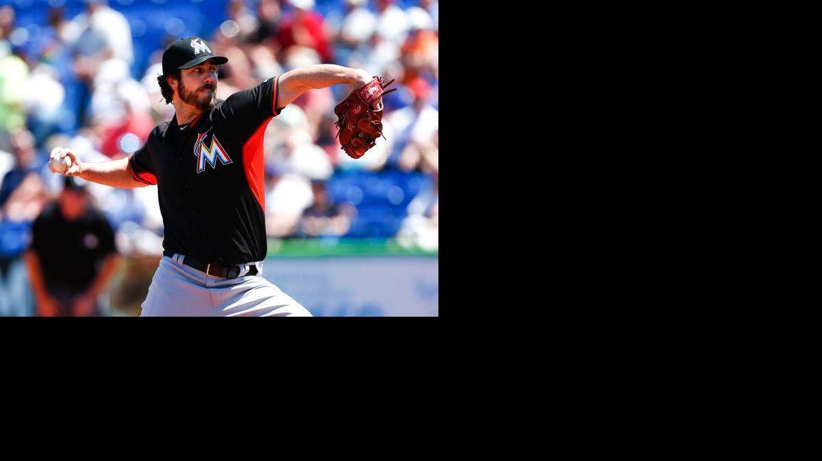
El abridor de los Marlins Dan Haren soportó siete carreras en el revés 7-1 ante los Mets, el lunes 30 de marzo en la pretemporada.
