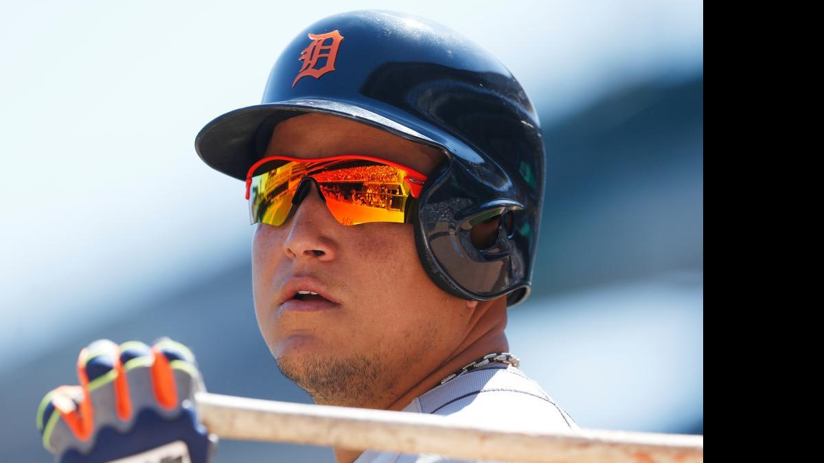 
El venezolano Miguel Cabrera fue factor en el triunfo de Tigres ante los Mellizos, bateando de 5-3, con dos jonrones, cuatro remolcadas y dos anotadas.
