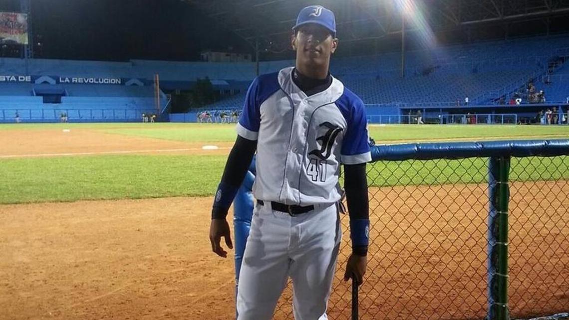 HASUAN VIERA es un prospecto de mucho futuro.