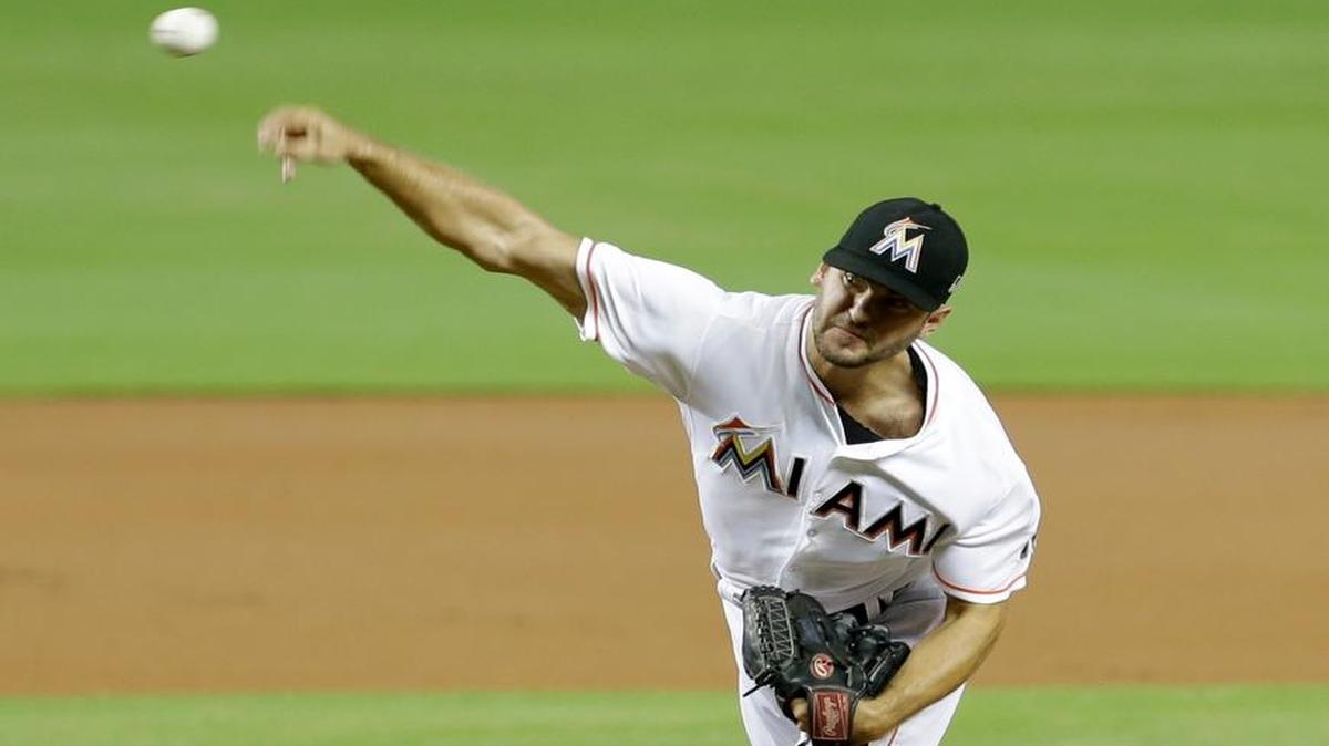 
Jarred Cosart (23), de los Marlins, lanza el viernes.
