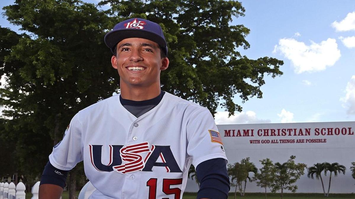 ALEJANDRO CABRERA, estrella del equipo nacional Sub-15, en su escuela Miami Christian el 28 de agosto del 2017.