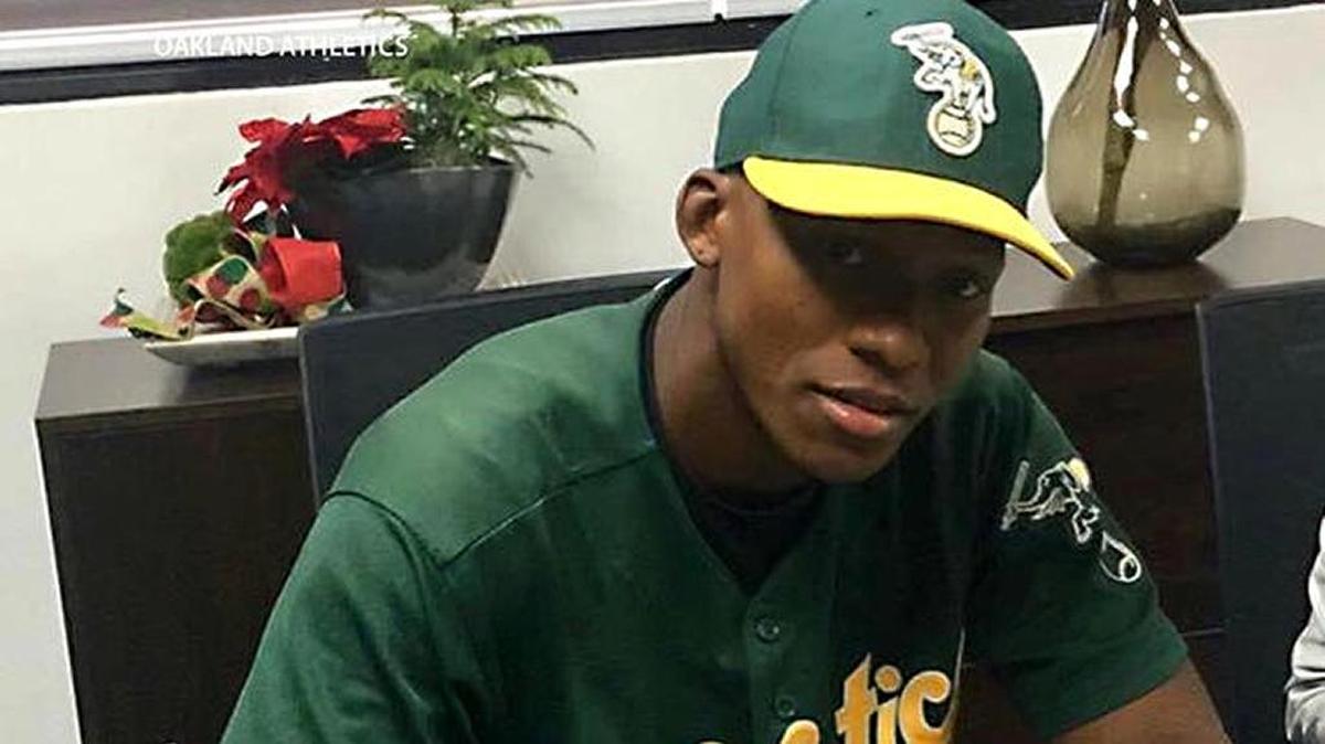 DAIRON BLANCO firma un acuerdo con Oakland.