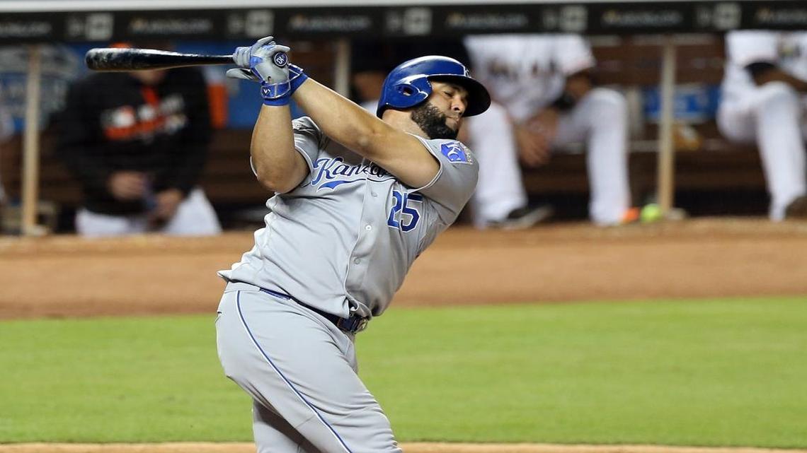 KENDRYS MORALES concluyó la pasada semana con  average de .266, con tres vuelacercas en un juego y 10 empujadas.