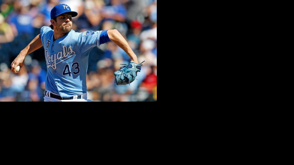 
EL SERPENTINERO Aaron Crow con los Reales. El derecho fue adquirido por los Marlins.
