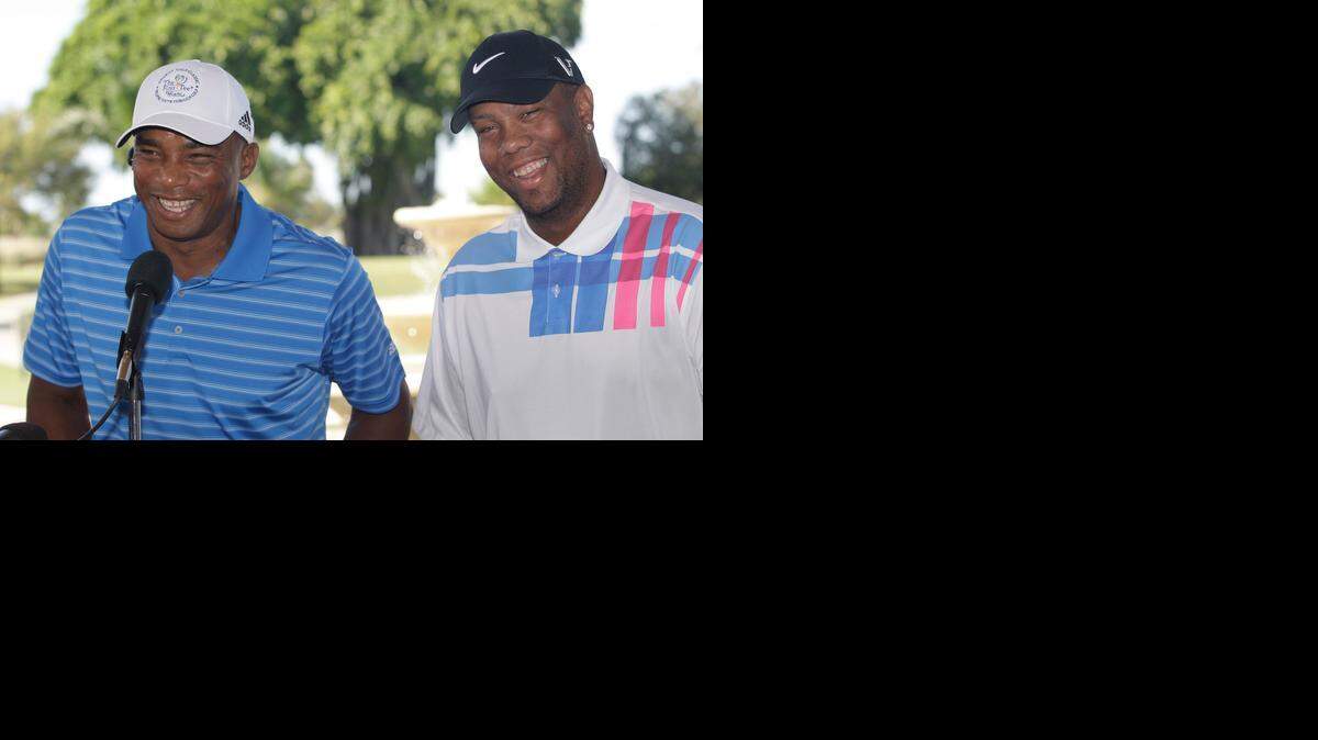 
Los hermanos Orlando (izq.) y Liván Hernández estarán en la primera edición de la Peña Claro en Deportes, bajo la conducción del conocido periodista Omar Claro, con sede en el centro Vida Medical (315 West 9 Street, Hialeah).


