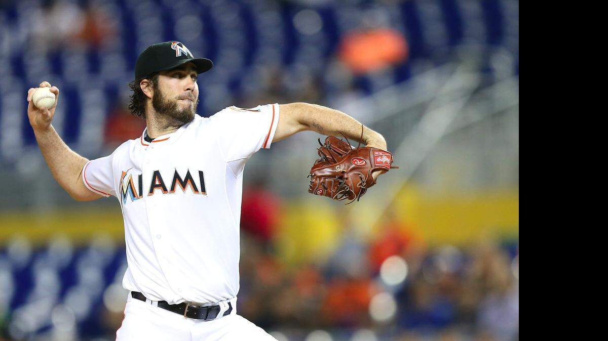 
DAN HAREN lanza contra los Rays de Tampa Bay el 10 de abril del 2015 en Miami.


