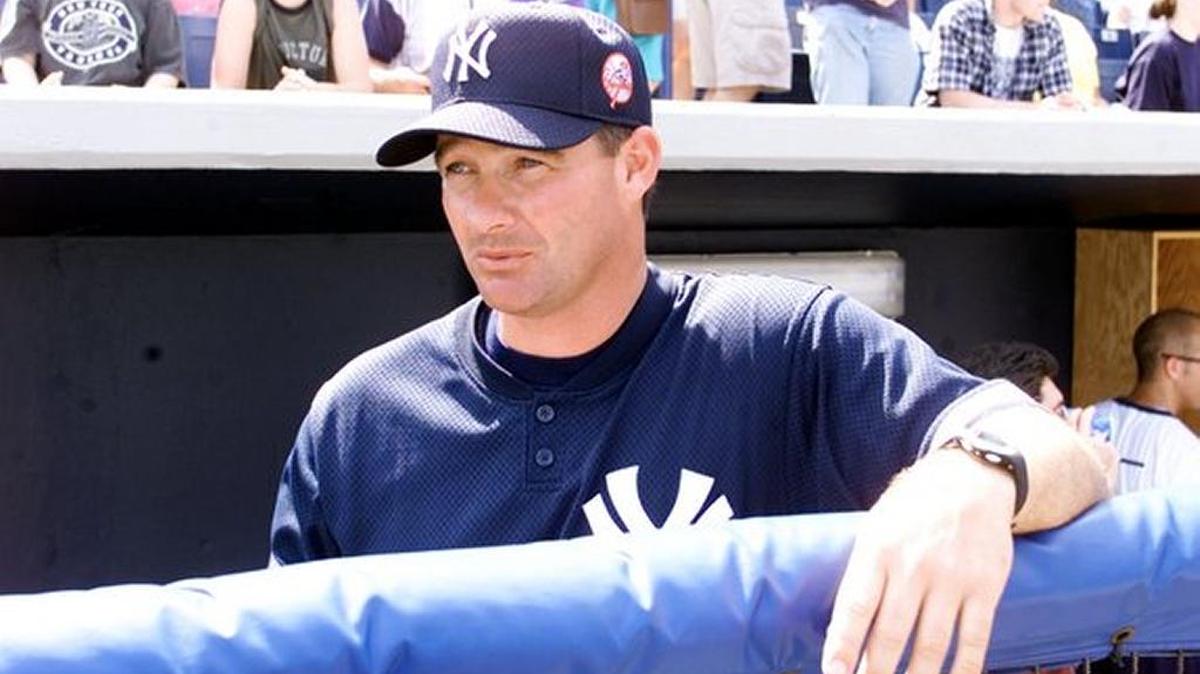 GARY DENBO es un hombre de entera confianza de Derek Jeter y se une a la oficina central de los Marlins.