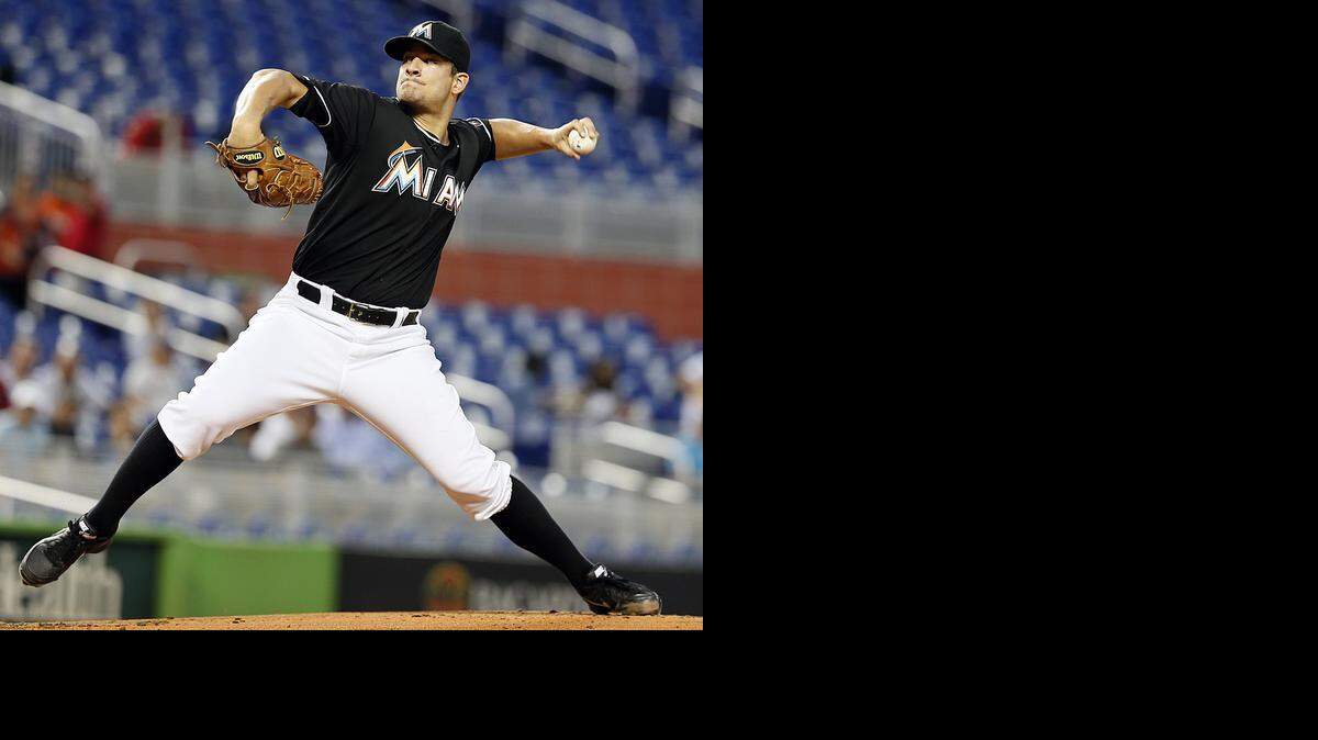 
El abridor de los Marlins Brad Hand lanzó siete entradas y permitió una carrera a los Filis, el miércoles en Miami.


