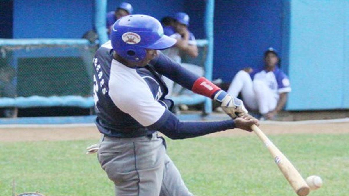 
MAIKEL CACERES se encuentra en República Dominicana con el sueño de llegar a Grandes Ligas.
