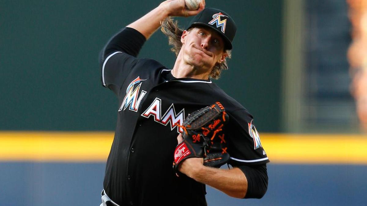 
El pitcher abridor de los MarlinsTom Koehler permitió tres carreras en cinco entradas ante los Bravos, el sábado en Atlanta.


