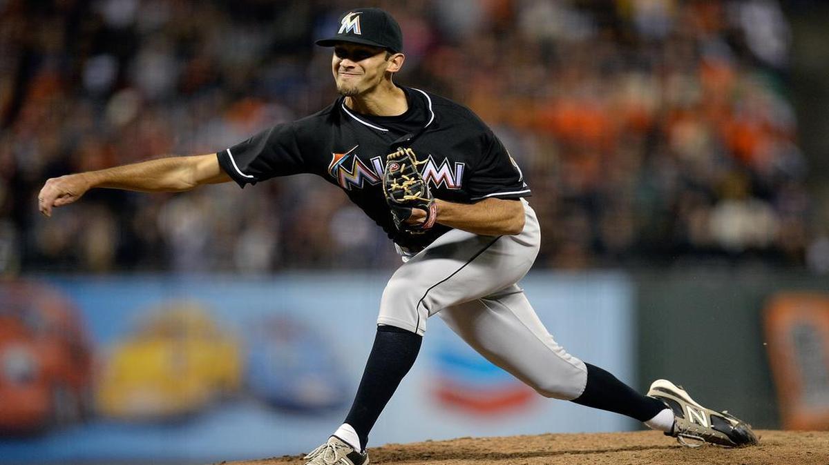 
El cerrador de los Marlins Steve Cishek exhibe un promedio de limpias de 10.32 y ha salvado tres juegos en siete oportunidades, con 13 carreras permitidas en 11 y un tercio de entradas. 
