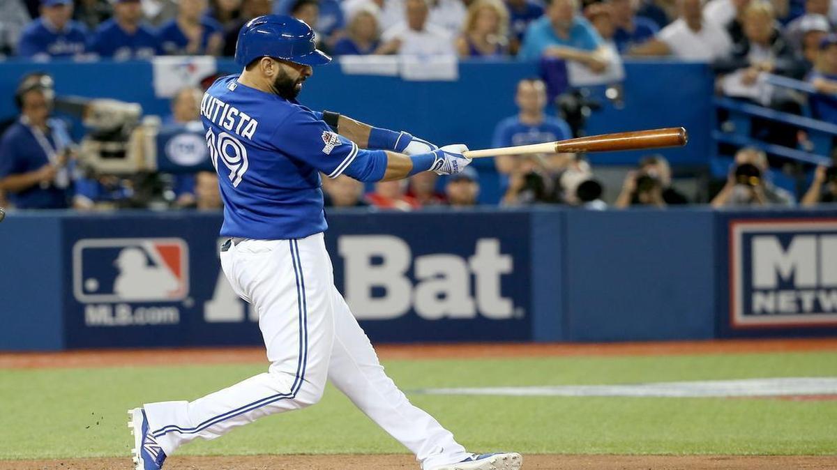 José Bautista viene de una de sus peores temporadas desde que llegó a Toronto. Golpeado por las lesiones, bateó .234, con promedio de embasarse de .366 y .452 de slugging, 22 cuadrangulares y 69 empujadas en 116 juegos durante el 2016.