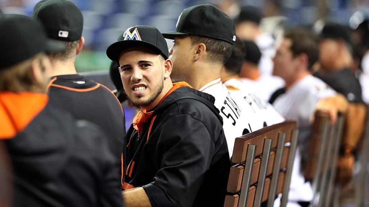 
JOSE FERNANDEZ sentado en el banco de los Marlins durante el 4 de agosto en choque contra los Mets de Nueva York.
