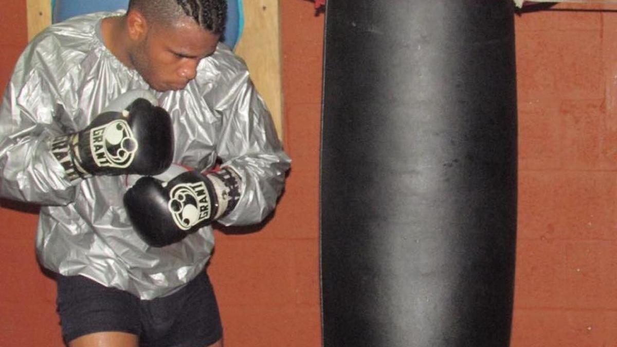 HAIRON SOCARRAS espera retornar al ring este 9 de diciembre en Miami.