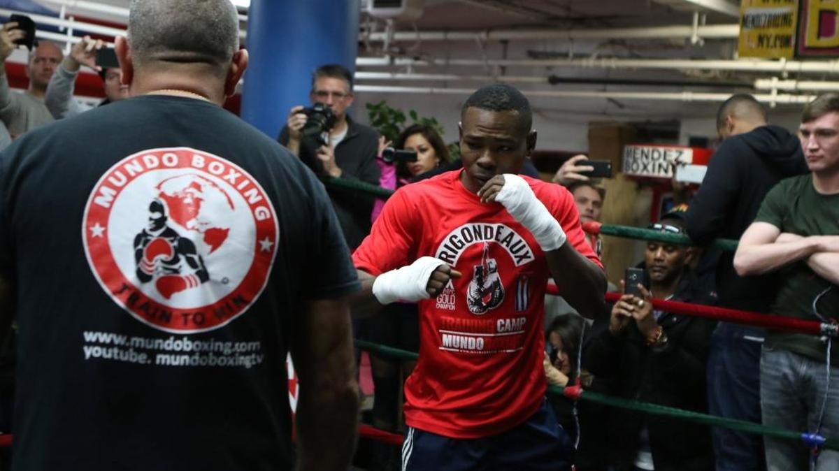 GUILLERMO RIGONDEAUX durante un entrenamiento para la prensa celebrado este 6 de diciembre en Nueva York.