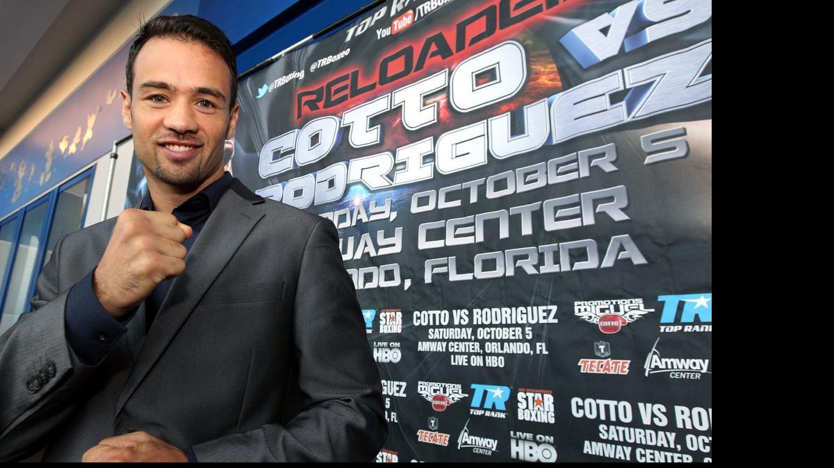 
DELVIN RODRIGUEZ durante una conferencia de prensa para su pelea contra Miguel Cotto el 5 de octubre del 2013 en Orlando.
