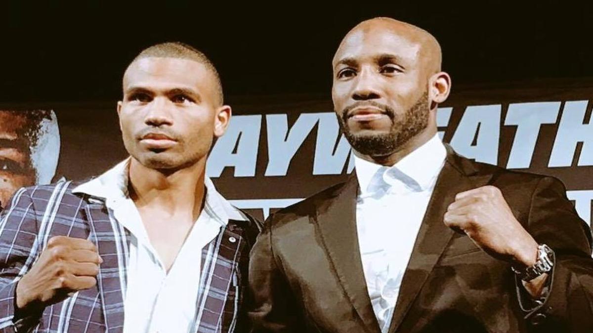YORDENIS UGAS junto a Thomas Dulorme en conferencia de prensa previa a la pelea de este 26 de agosto en Las Vegas.