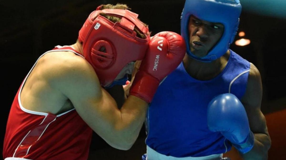 YORDAN HERNANDEZ sale a combatir con los colores venezolanos en la Serie Mundial de Boxeo.