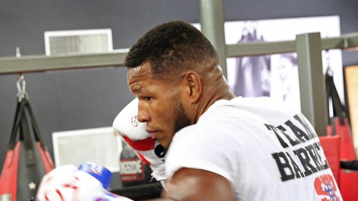 SULLIVAN BARRERA entrena en un gimnasio de Miami el 15 de noviembre del 2017.