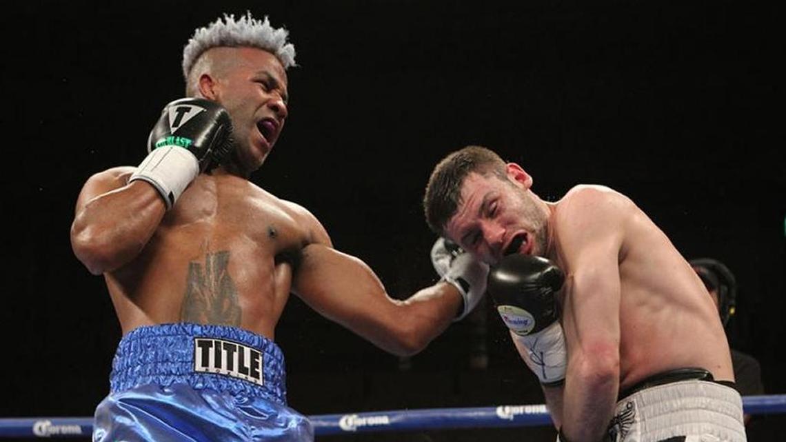 RANCES BARTHELEMY golpea a Kiryl Relikh en pelea celebrada el pasado 20 de mayo.