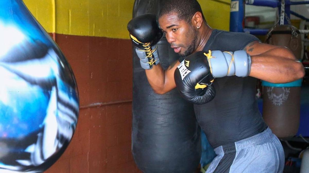 YUNIER DORTICOS durante un entrenamiento el 8 de octubre del 2015 en Miami.