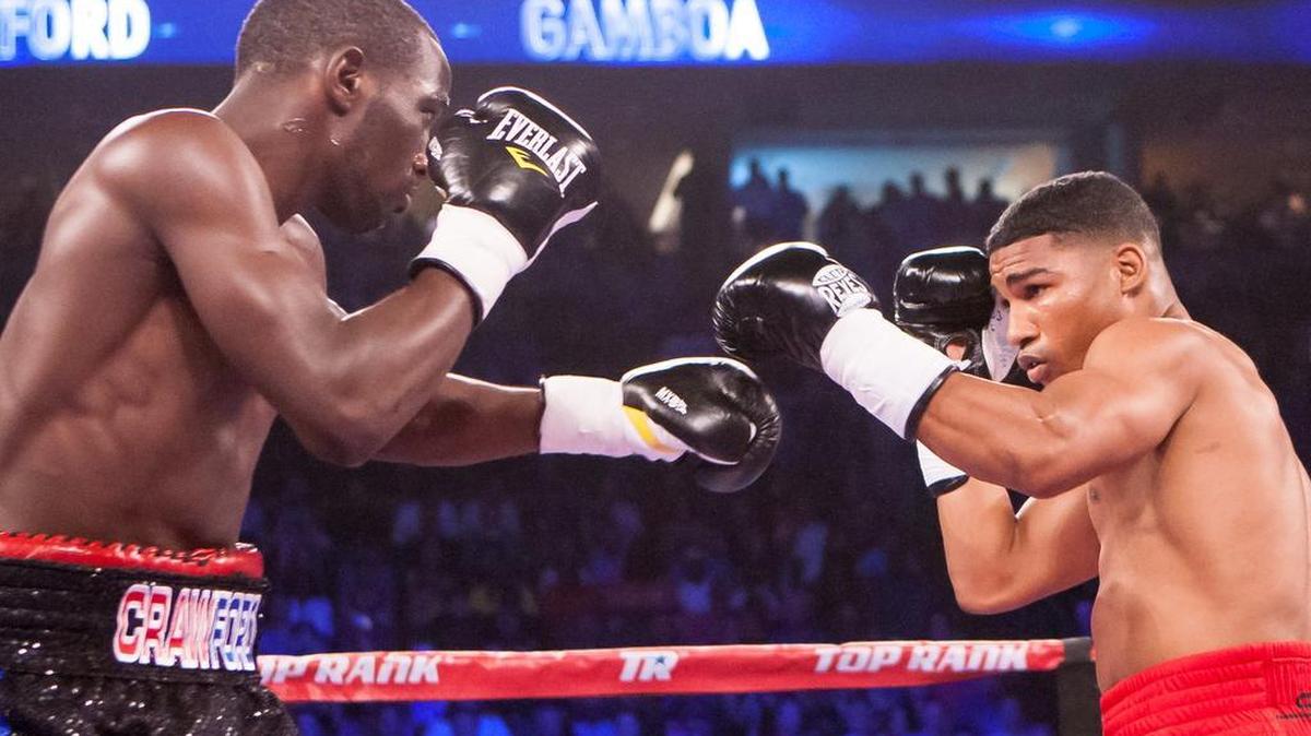 YURIORKIS GAMBOA en su cita contra Terence Crawford el 28 de junio del 2014 en Omaha.
