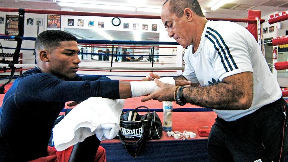 ISMAEL SALAS durante un entrenamiento con Yuriorkis Gamboa el 5 de septiembre del 2008.