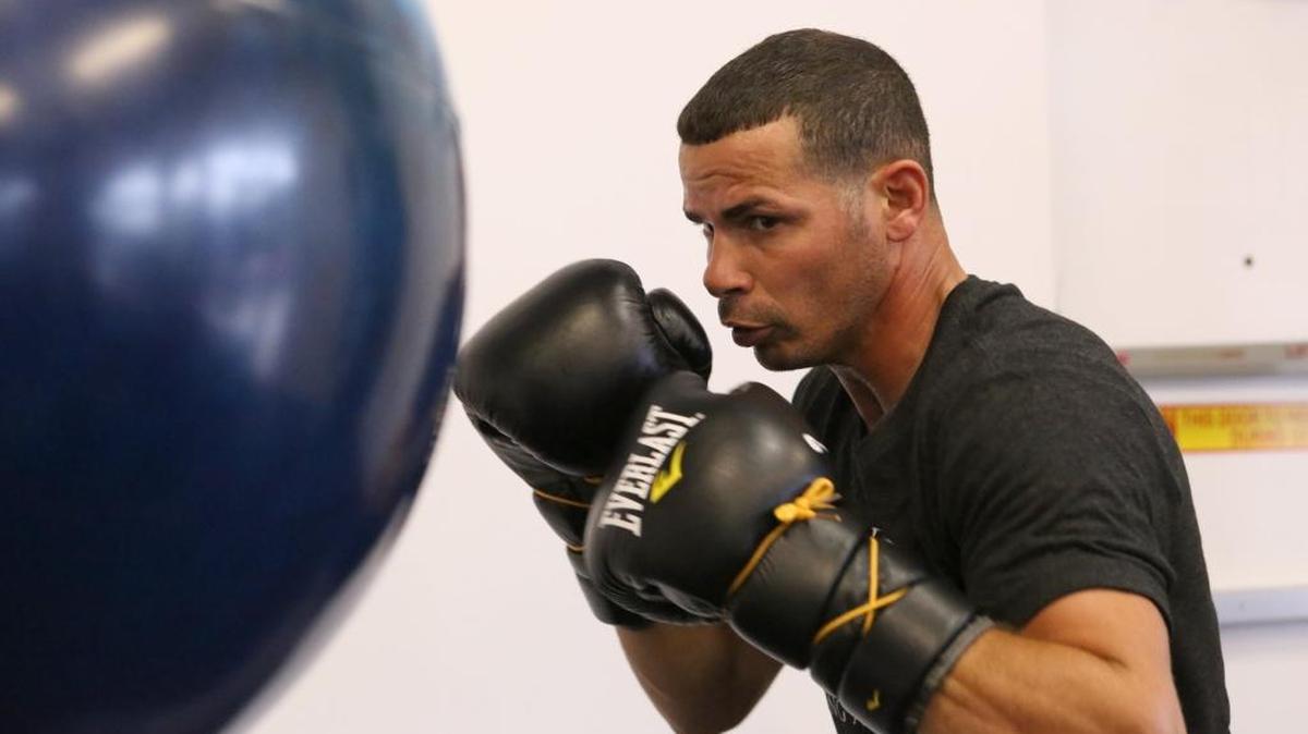 EL BOXEADOR cubano Richard Abril en entrenamiento en Pembroke Pines el Martes 20 de Enero del 2015.