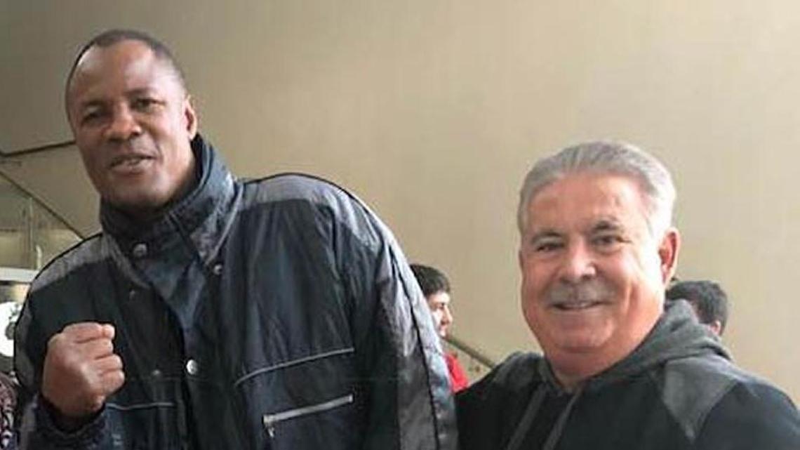 ARMANDO CHAVEZ, un cubano que se encuentra en Sochi, junto al legendario Félix Savón.