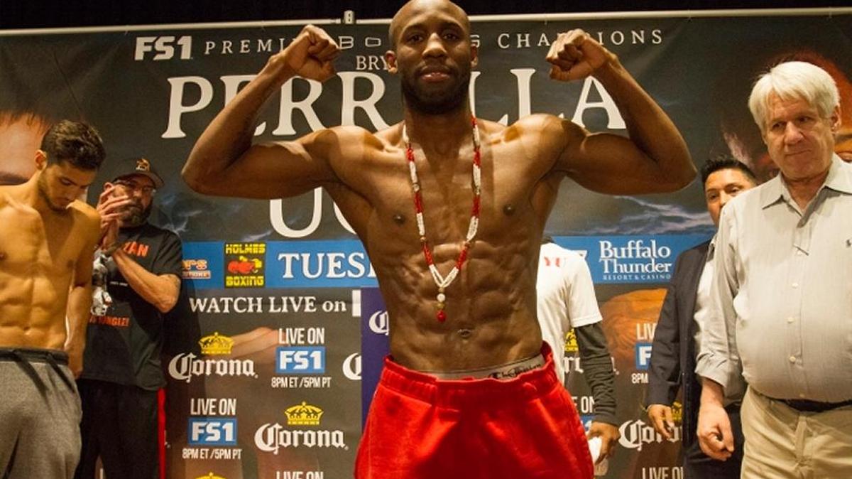 YORDENIS UGAS pelea el 26 de agosto en Las Vegas contra Thomas Dulorme.