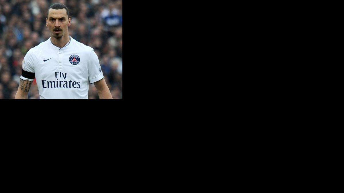 
El delantero sueco del PSG Zlatan Ibrahimovic criticó al árbitro tras la derrota contra el Burdeos.


