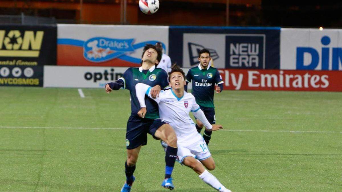 Una escena del partido disputado entre el Cosmos de Nueva York y el Miami FC, en el MCU Park en Brooklyn, la noche del sábado 1 de abril del 2017.